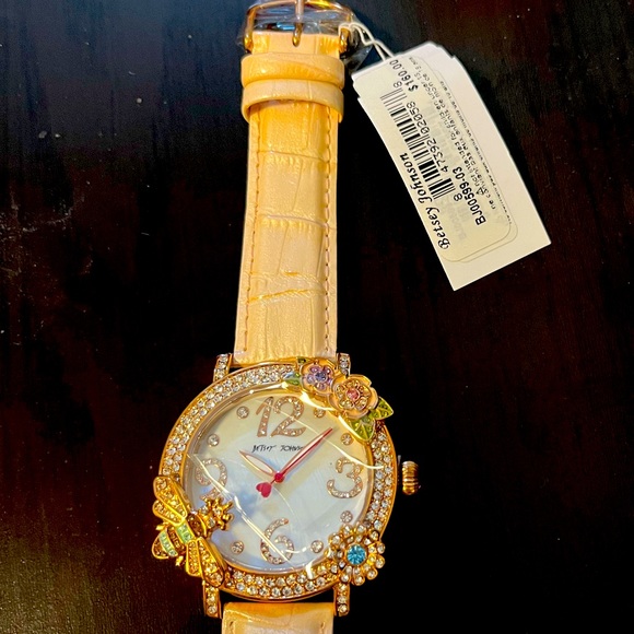 Betsey Johnson Watch - Picture 2 of 3